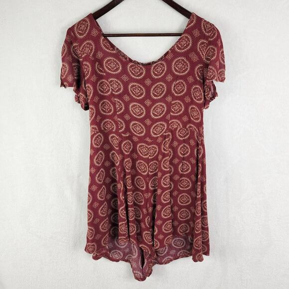 Brandy Melville Romper Women XS to S Maroon Red Medallion Pattern Back Cutouts - Picture 1 of 7